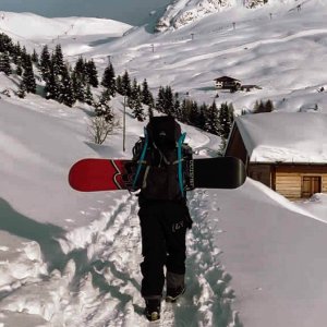 Skiing Coliving